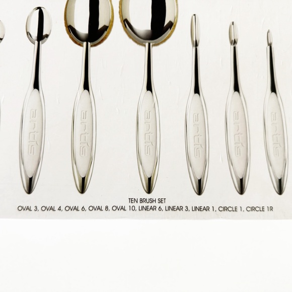 NWT Artis 10 Brush Set and Cleansing Foam - Picture 7 of 11